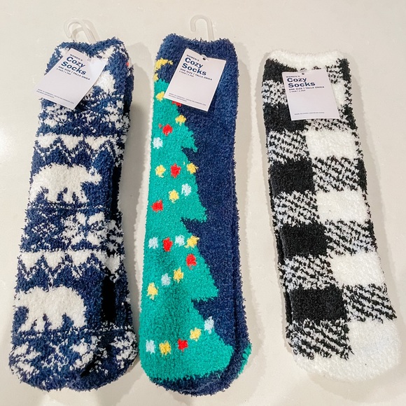 Old Navy  Accessories  Old Navy Christmas Cozy Socks  Poshmark